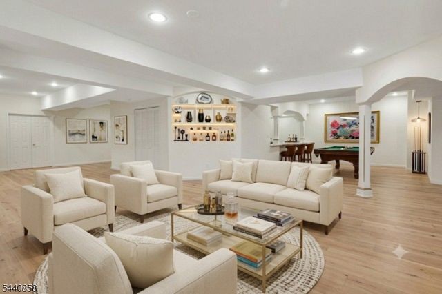 11 Skyview Ter, Riverdale Boro, NJ 07457