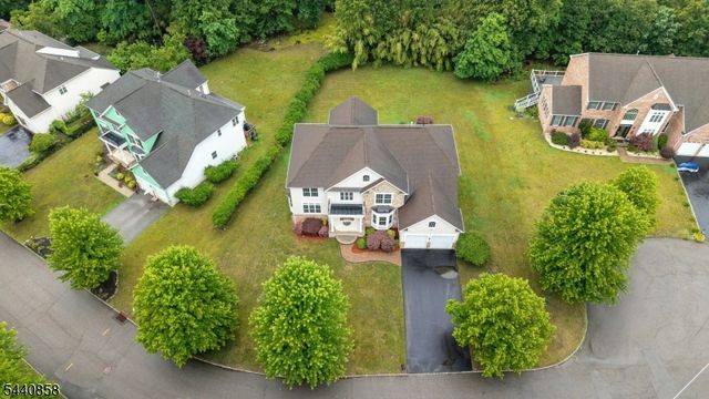 11 Skyview Ter, Riverdale Boro, NJ 07457