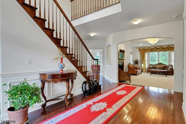 11 Skyview Ter, Riverdale Boro, NJ 07457