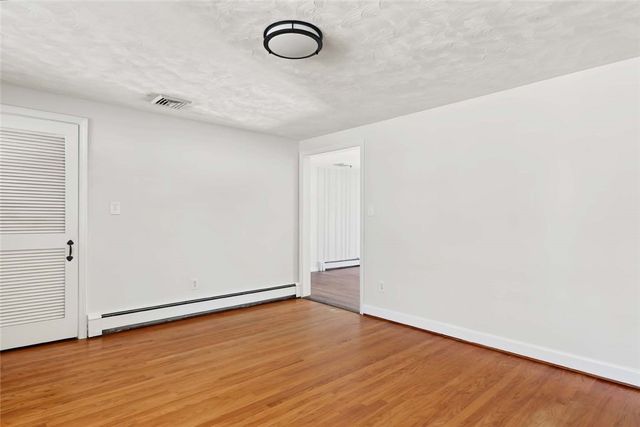 11 Beauregard Avenue, Lincoln, RI 02865