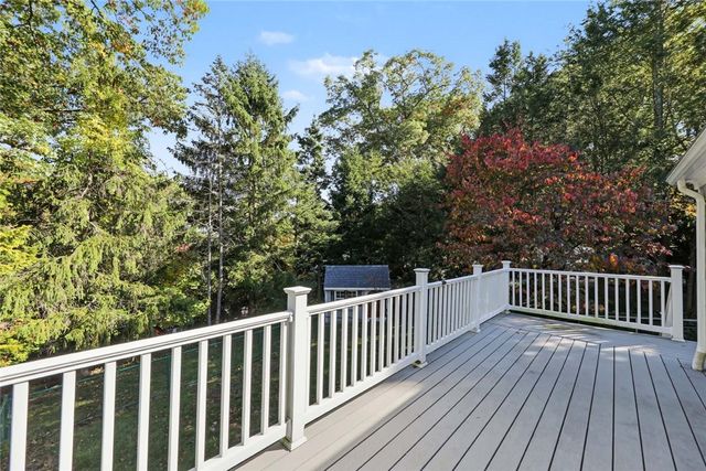 11 Beauregard Avenue, Lincoln, RI 02865