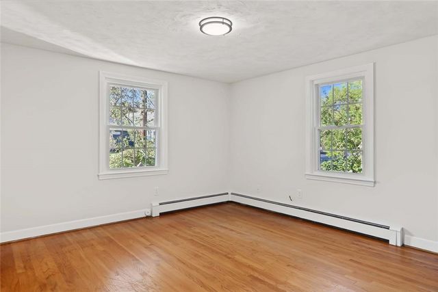 11 Beauregard Avenue, Lincoln, RI 02865
