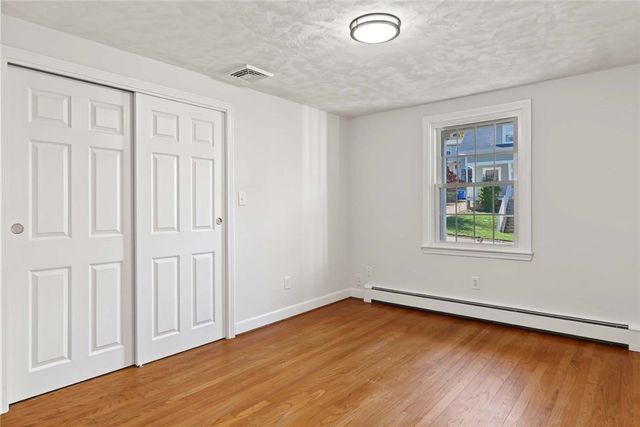 11 Beauregard Avenue, Lincoln, RI 02865