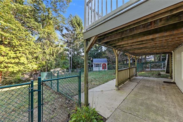 11 Beauregard Avenue, Lincoln, RI 02865