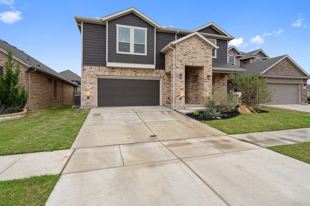 1404 Millerbird Way, Argyle, TX 76226