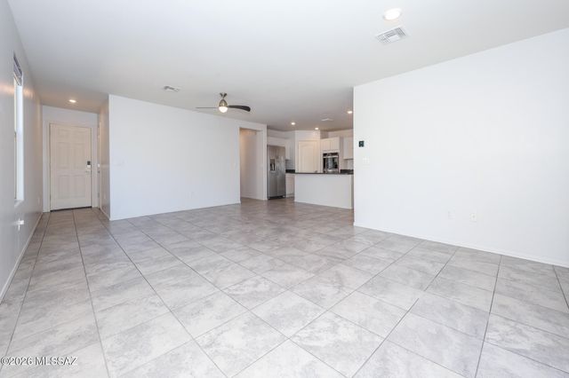2943 W Dakota Vista Way, Tucson, AZ 85746