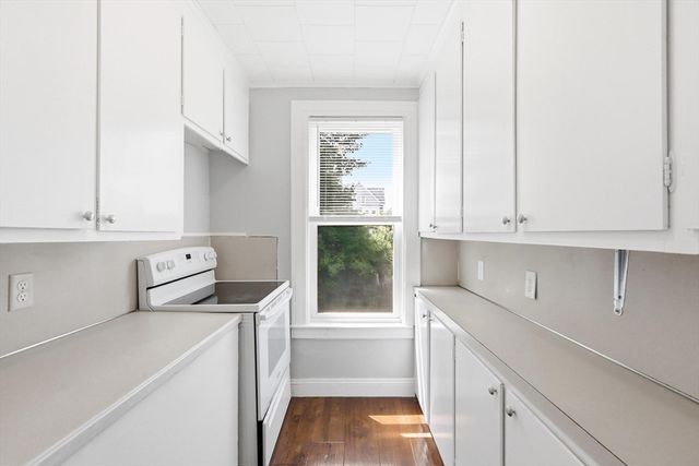 88 Weston St 1, Brockton, MA 02301