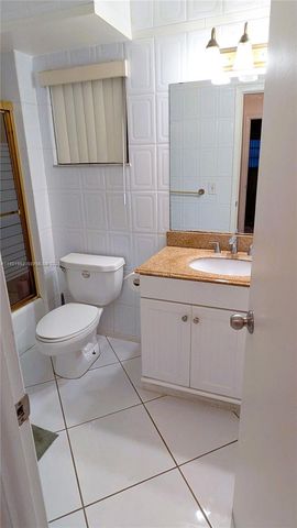 301 NE 14th Ave 404, Hallandale Beach, FL 33009