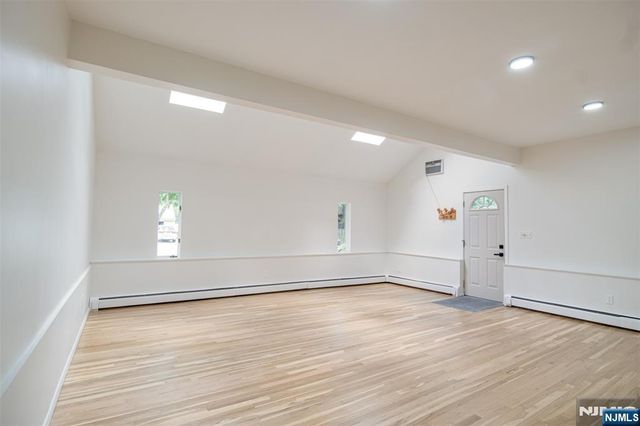 1 Herrick Drive, Old Tappan, NJ 07675