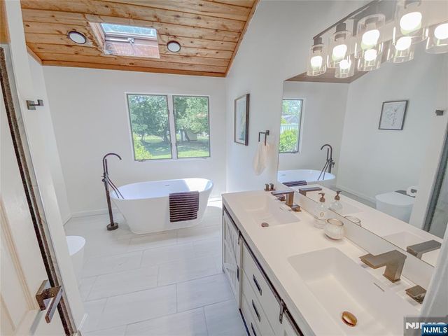 1 Herrick Drive, Old Tappan, NJ 07675
