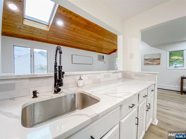 1 Herrick Drive, Old Tappan, NJ 07675