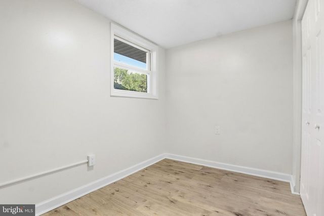 216 MAPLEWOOD DR, Dover, PA 17315