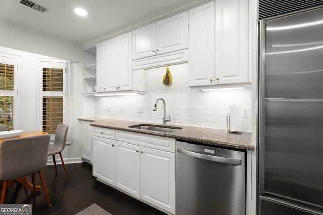 490 Ansley Walk Terrace NE, Atlanta, GA 30309