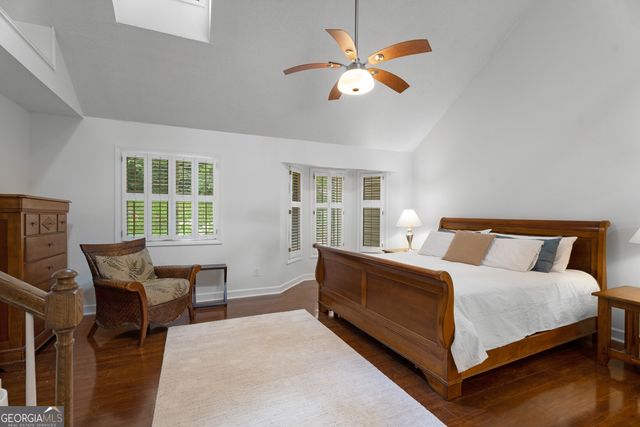 490 Ansley Walk Terrace NE, Atlanta, GA 30309