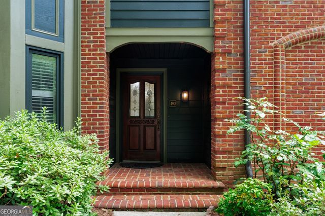 490 Ansley Walk Terrace NE, Atlanta, GA 30309