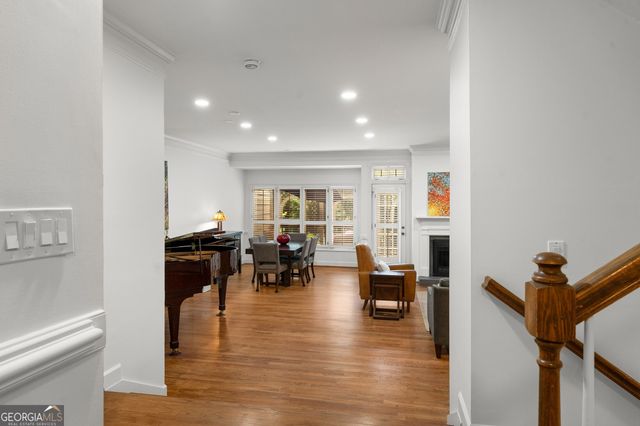 490 Ansley Walk Terrace NE, Atlanta, GA 30309