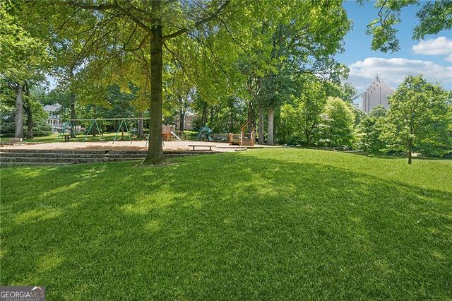 490 Ansley Walk Terrace NE, Atlanta, GA 30309