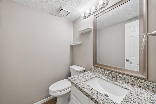 12526 Mill Hedge Drive, Houston, TX 77070