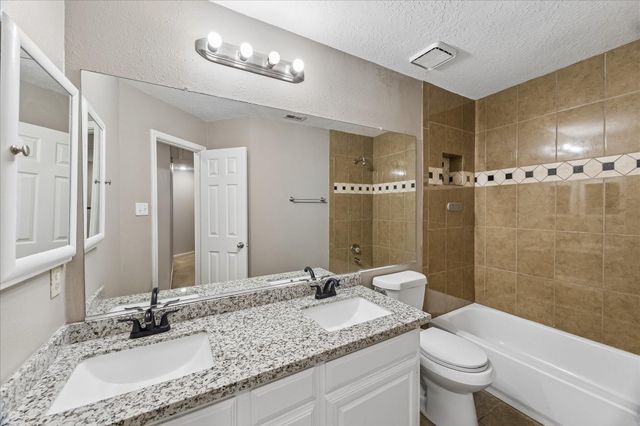 12526 Mill Hedge Drive, Houston, TX 77070