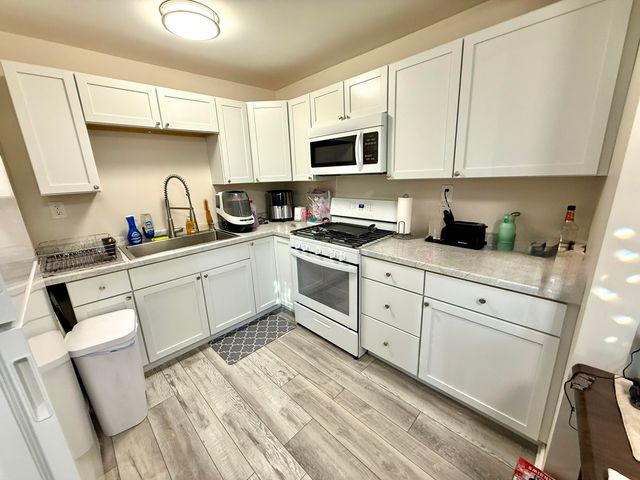 2600 E 36th Avenue, Lake Station, IN 46405