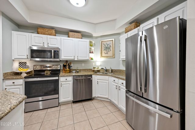 380 Marshland Rd Apt E18, Hilton Head Island, SC 29926