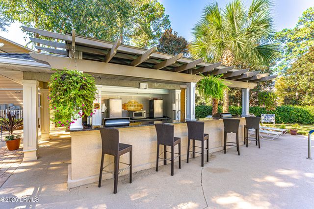 380 Marshland Rd Apt E18, Hilton Head Island, SC 29926