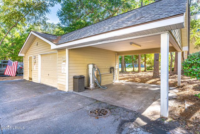 380 Marshland Rd Apt E18, Hilton Head Island, SC 29926