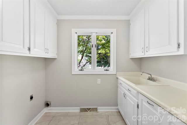1505 N Cansler Street N, Kings Mountain, NC 28086