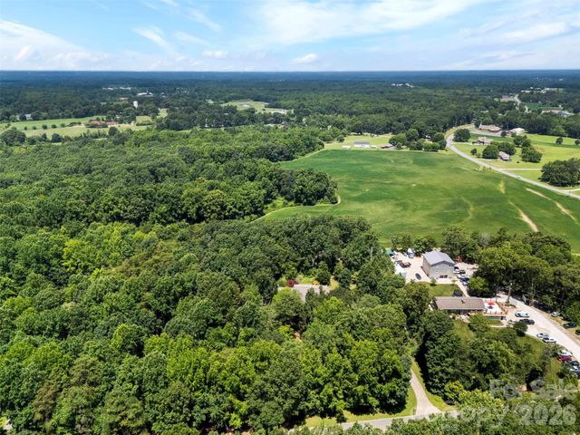 1505 N Cansler Street N, Kings Mountain, NC 28086