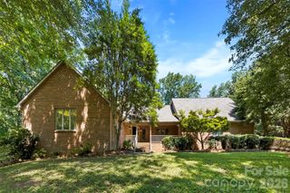 1505 N Cansler Street N, Kings Mountain, NC 28086