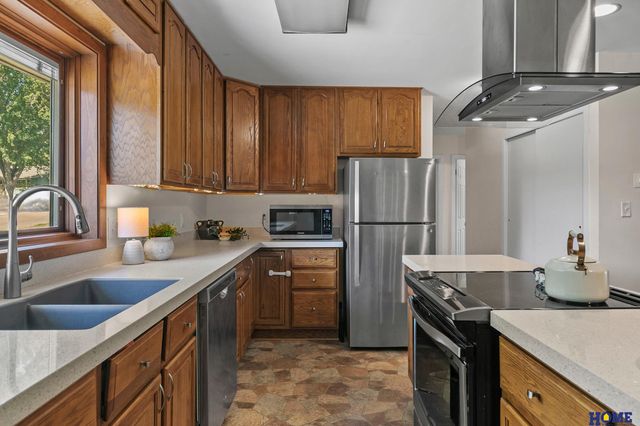 1831 Rancho Road, Lincoln, NE 68502