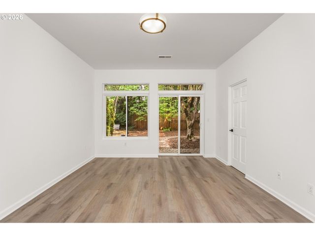 820 Nw 22ND Ave, Portland, OR 97210