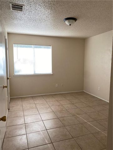 6707 Skynook DR A, Austin, TX 78745