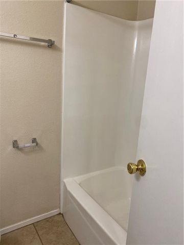 6707 Skynook DR A, Austin, TX 78745