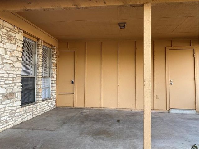 6707 Skynook DR A, Austin, TX 78745