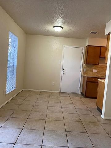 6707 Skynook DR A, Austin, TX 78745