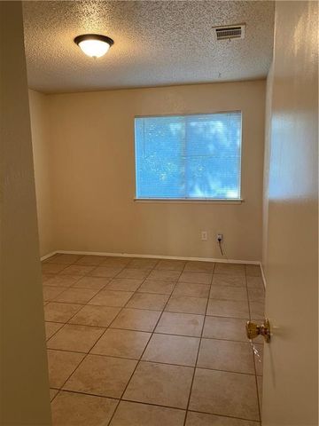 6707 Skynook DR A, Austin, TX 78745