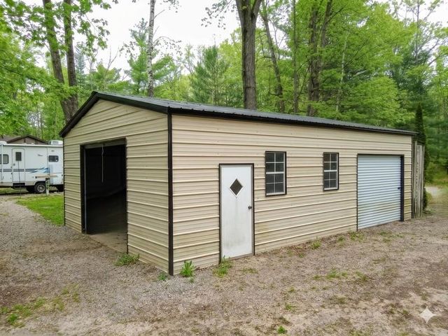 5419 Pine Street, Gladwin, MI 48624