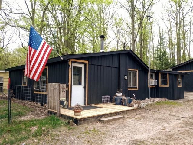 5419 Pine Street, Gladwin, MI 48624