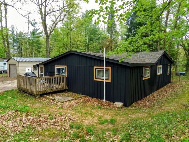 5419 Pine Street, Gladwin, MI 48624