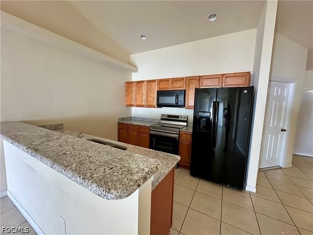 149 Santa Barbara BLVD, Cape Coral, FL 33991