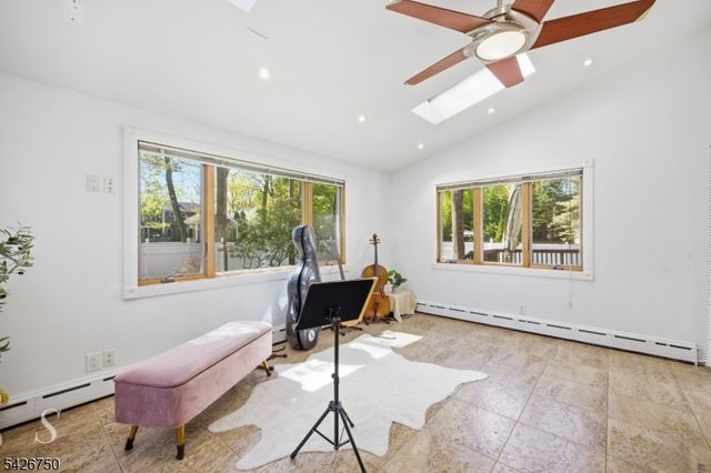 5 Franciscan Way, Fair Lawn Boro, NJ 07410