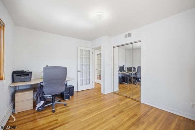 5 Franciscan Way, Fair Lawn Boro, NJ 07410