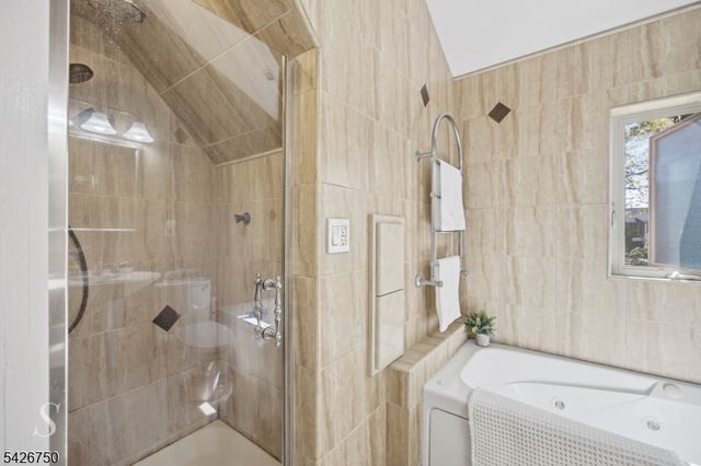 5 Franciscan Way, Fair Lawn Boro, NJ 07410