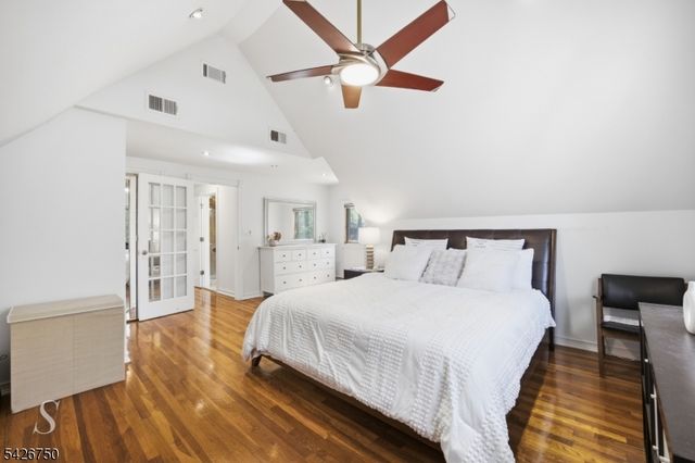 5 Franciscan Way, Fair Lawn Boro, NJ 07410