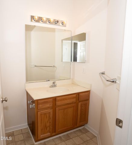 1209 Haywards Heath Lane, Apex, NC 27502