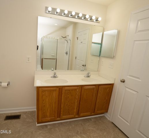 1209 Haywards Heath Lane, Apex, NC 27502