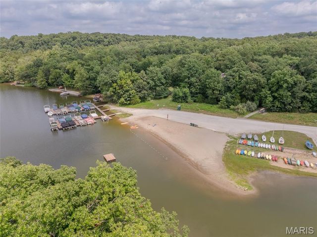 142 Geneva Cove Drive, Innsbrook, MO 63390