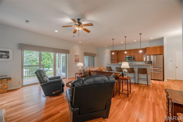 142 Geneva Cove Drive, Innsbrook, MO 63390