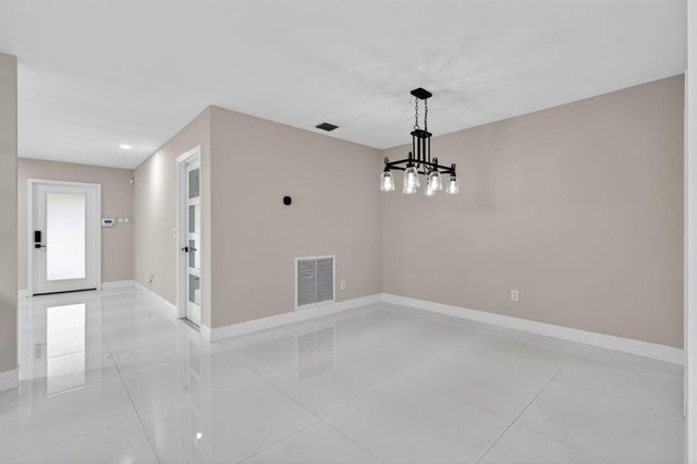 10339 Daphne Avenue, Palm Beach Gardens, FL 33410